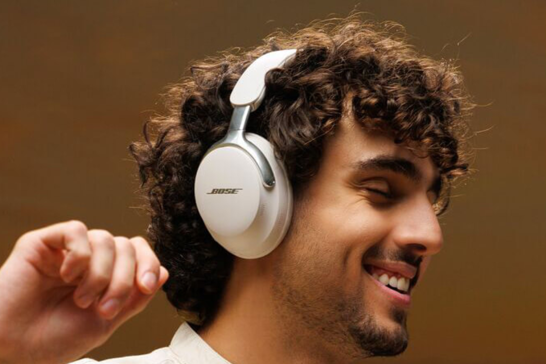 Win Bose Quiet Comfort Headphones